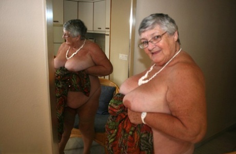 free/bbw granny hd gallery