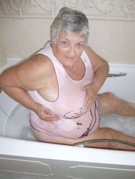 rectangulare granny hot porn images