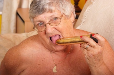 pics hairy pussy granny best galleries