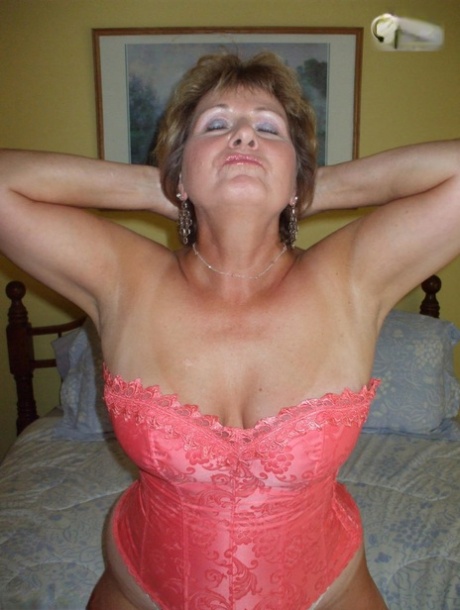 mature nudisttures sexy nudes photos