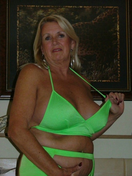 mature chicas art porn pics